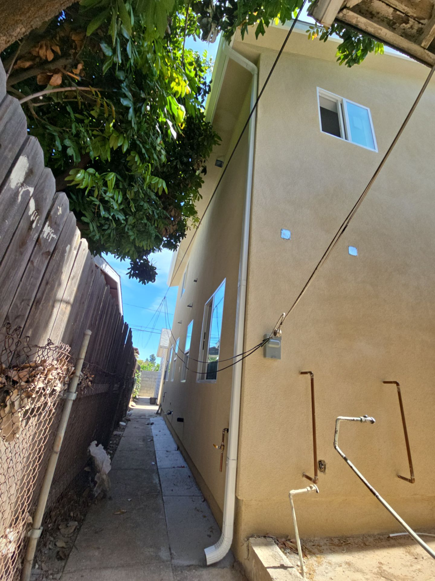 Project in Alhambra by Insulation Labs