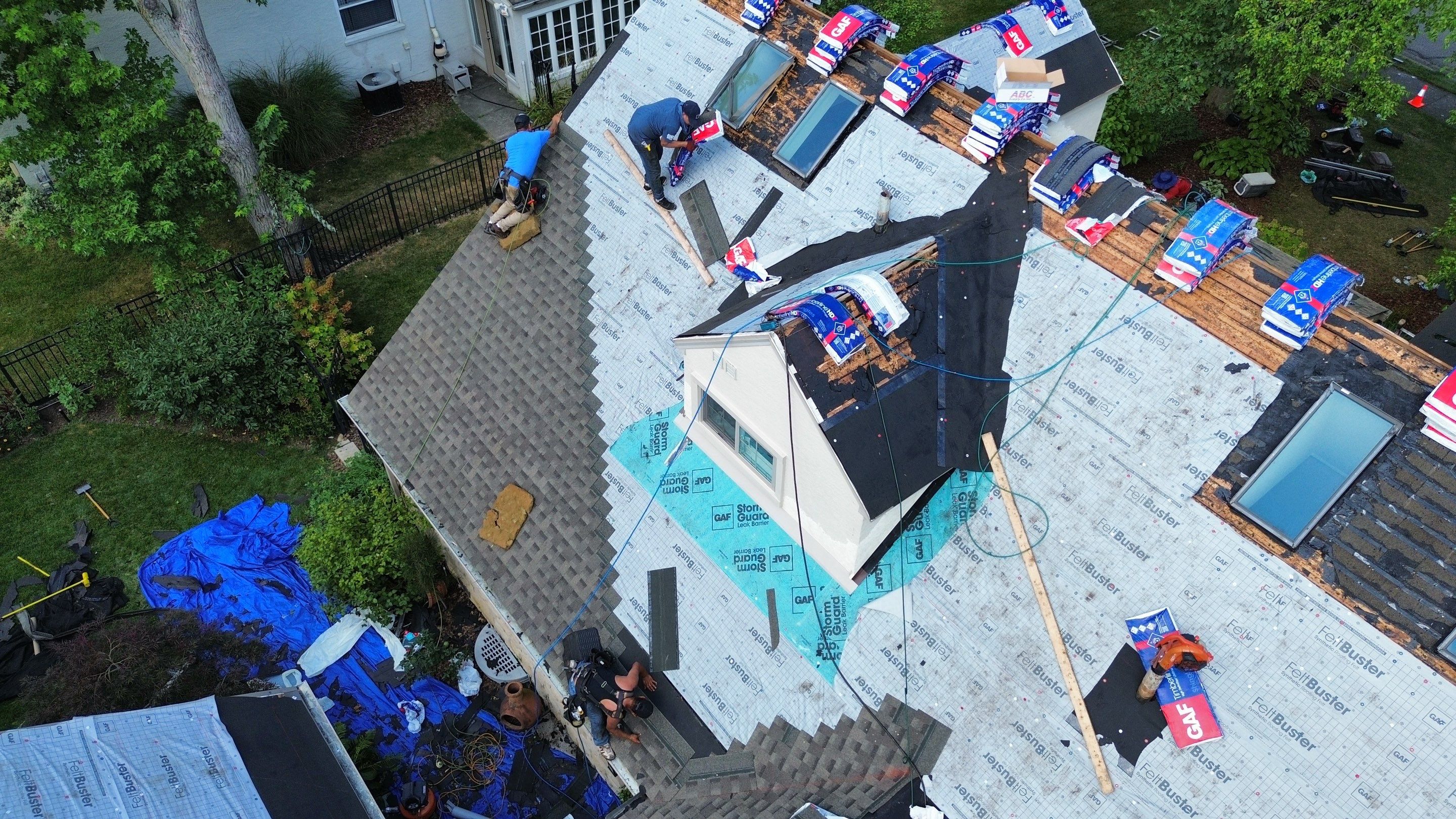 Residential Roofing Installation using Timberline HDZ Shingles - Weathered Wood by RoofX 