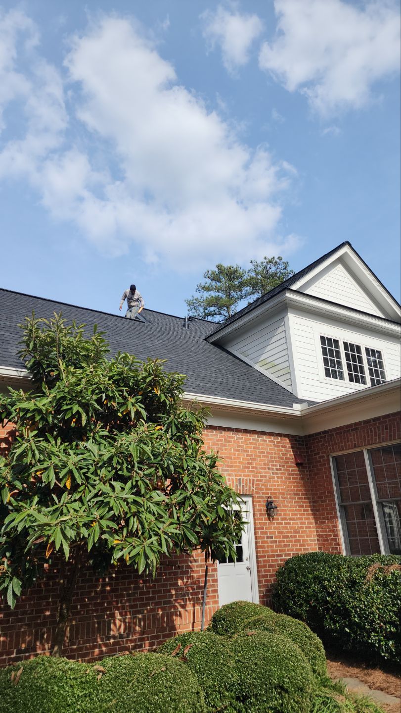 Residential Roofing Installation using Owens Corning® Oakridge Onyx Black by Indigo State Roofing