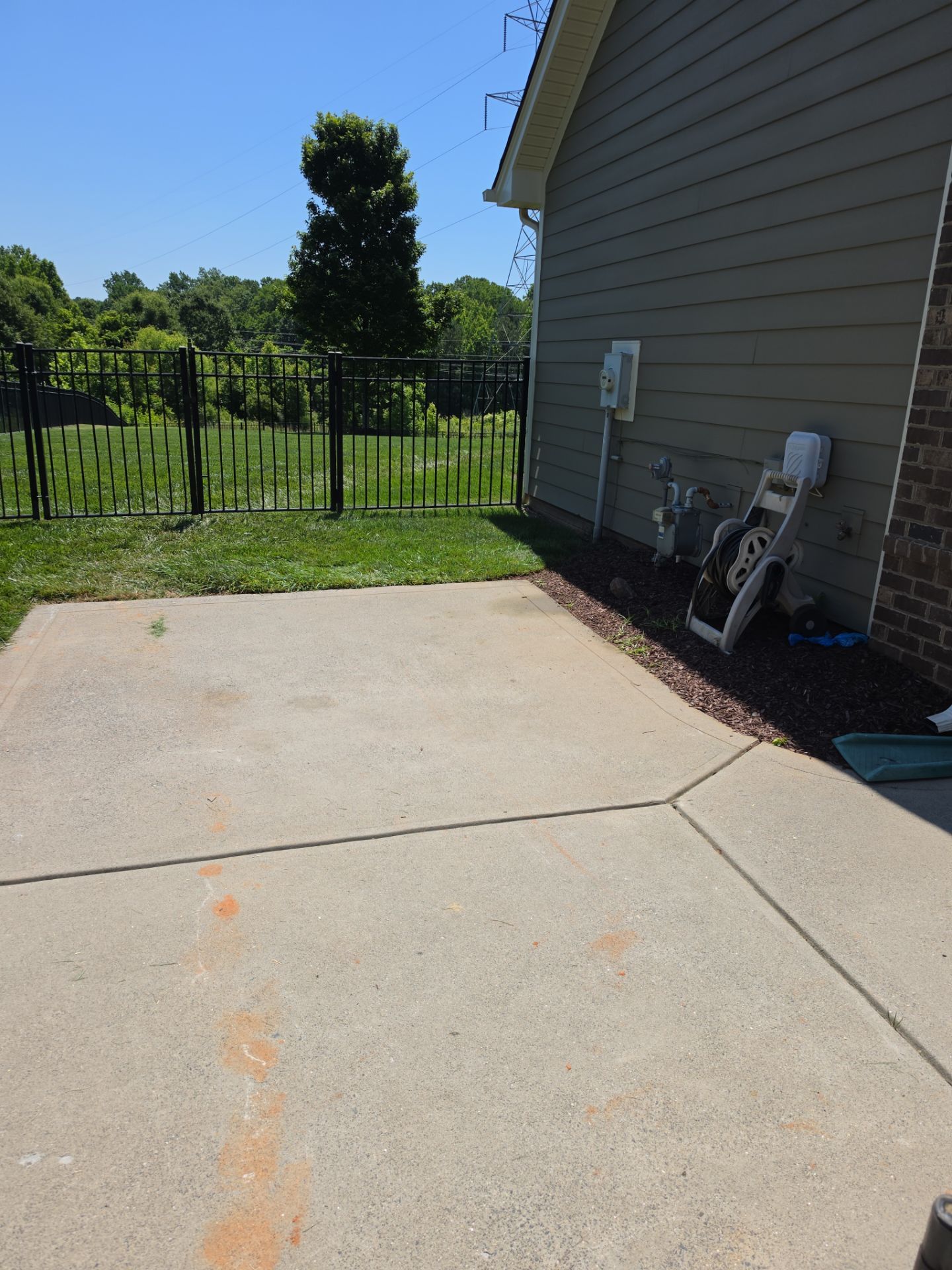 KB Home Improvement by Badger Hauling