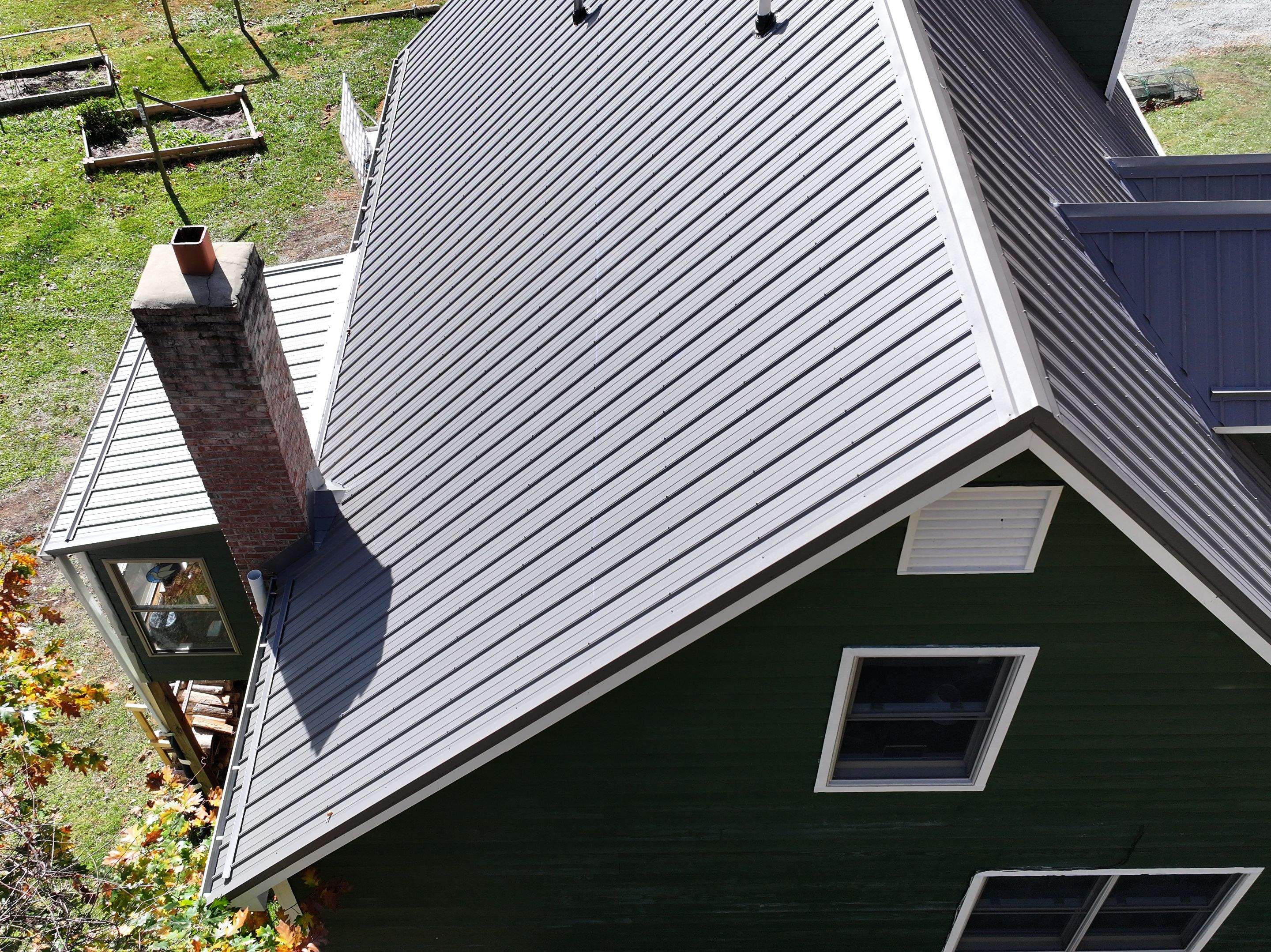 Burns Residence by Omnia Roofing