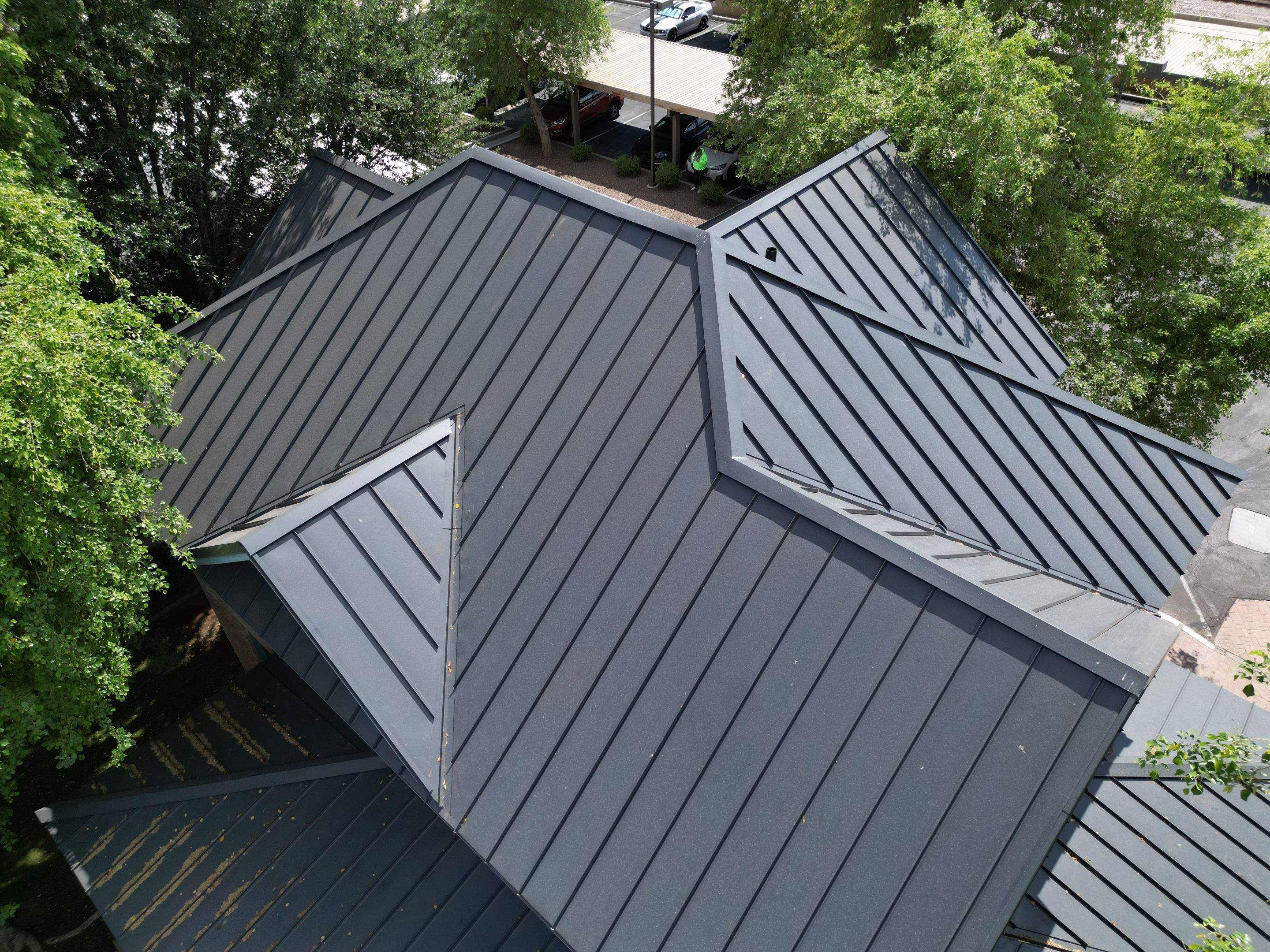 Graphite Gray Standing Seam by Reimagine Roofing