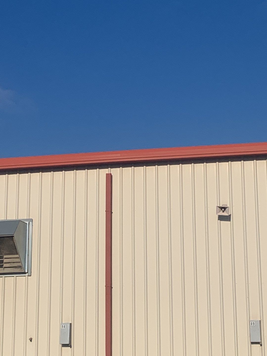 Commercial Roofing Installation using 24 Guage Double Lock Standing Seam by CentiMark Roofing