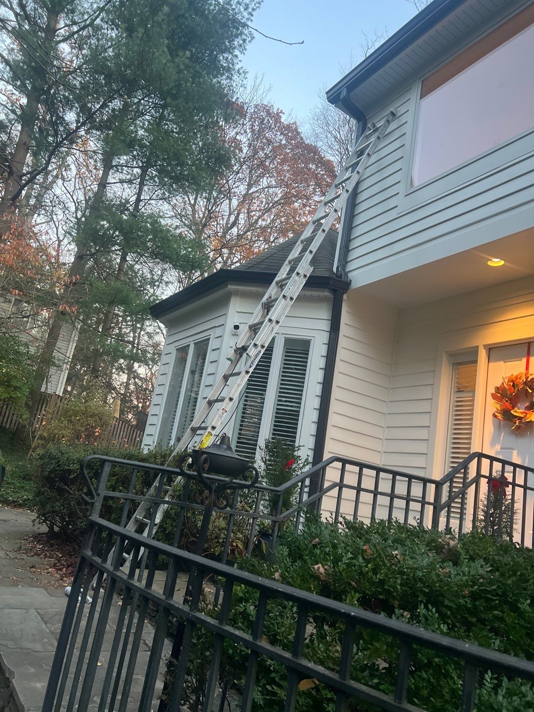 Arlington: Bevel Cedar Wood Siding Restoration by RM Banning, Inc.