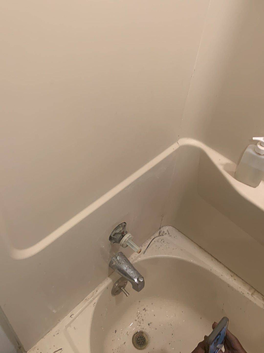 Bathroom Recaulk Job by A1 NERDY HOMES LLC