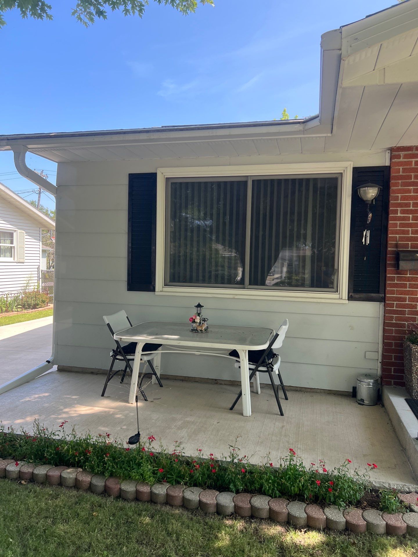 Siding Replacement with Vinyl Siding in Granite Gray by Gellings Roofing & Siding