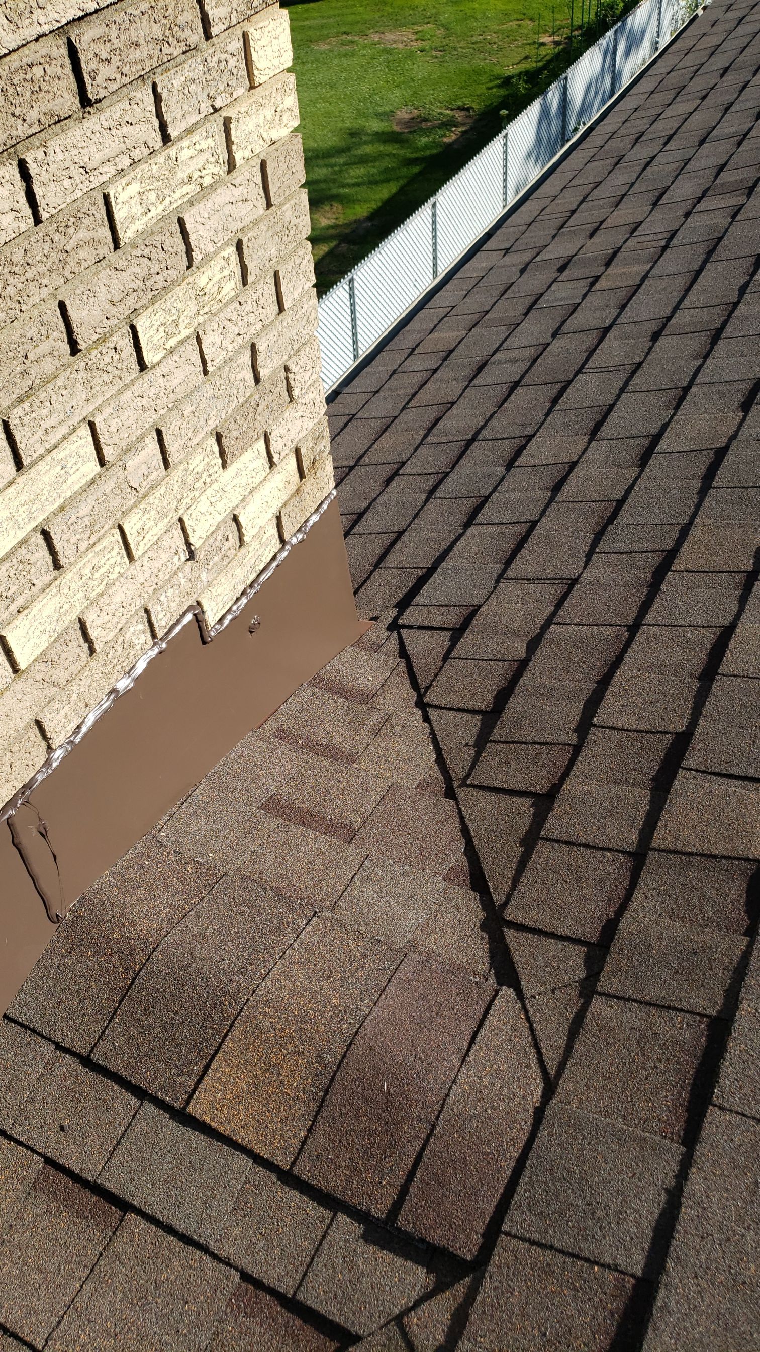 ATLAS PINNACLE COLOR: PRISTINE HEATHER DRIP EDGE: MUSKET BROWN by Eagle Eye Roofing