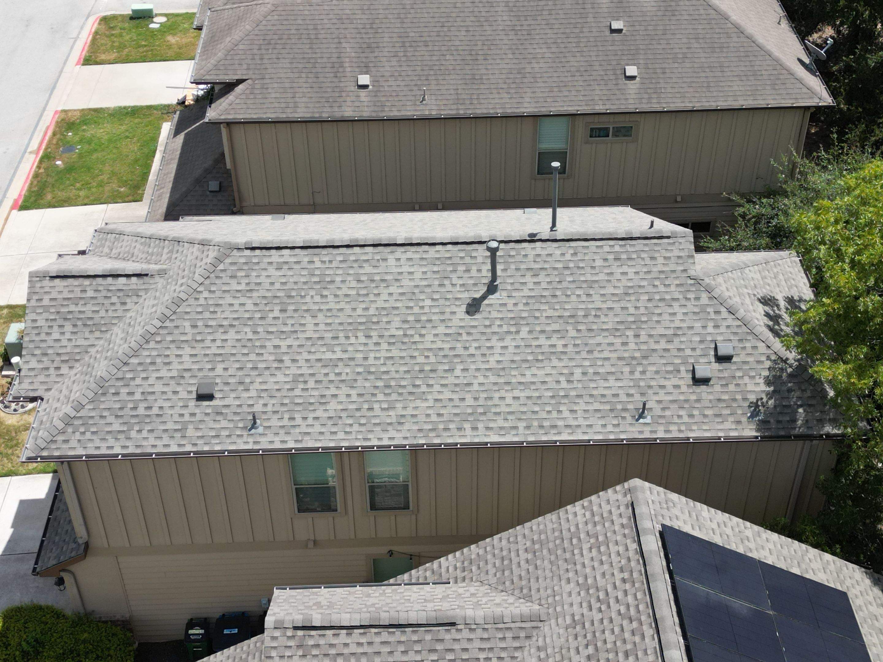 Weathered Wood - GAF Timberline HDZ by RoofsOnly.com