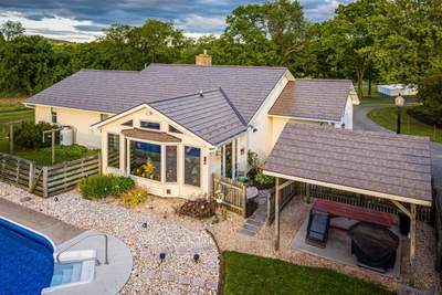 Metal roof-slate