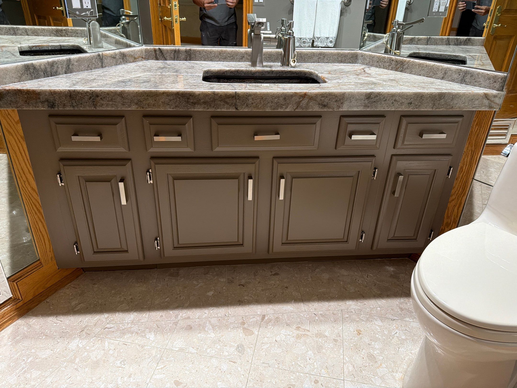 Complete Cabinet Refinishing in Bloomfield Hills by Top Shelf Painter