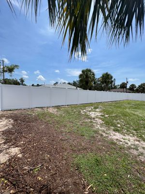 Vinyl Fence Installation using Vinyl Privacy Fence