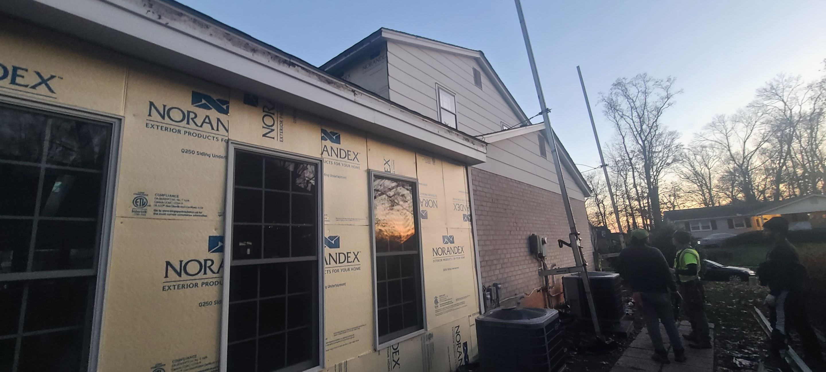 Springfield CertainTeed Charcoal Black Roof & CertainTeed Colonial White Siding by RM Banning, Inc.