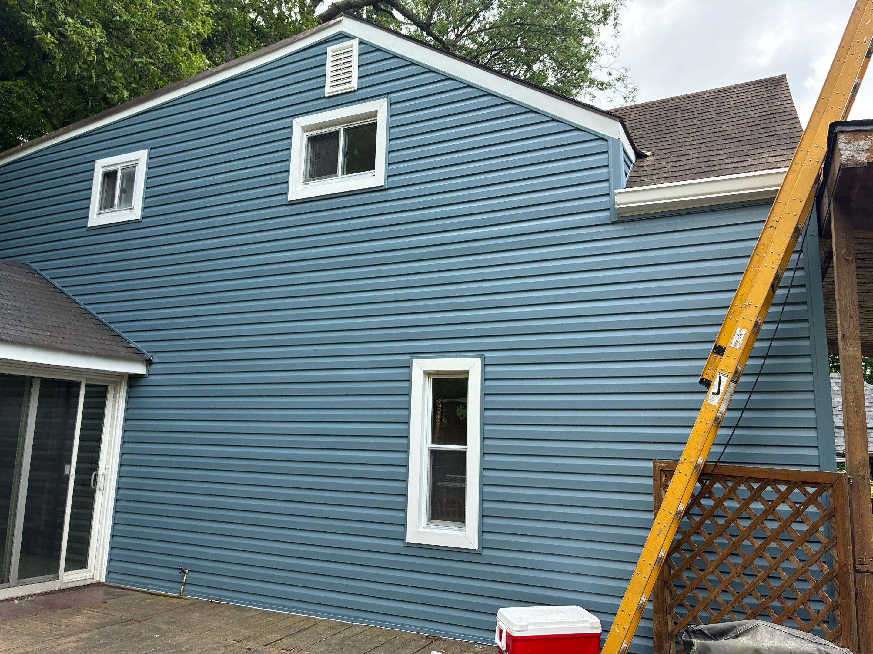 From old vinyl to Beautiful Vinyl by Ideal Siding Pittsburgh