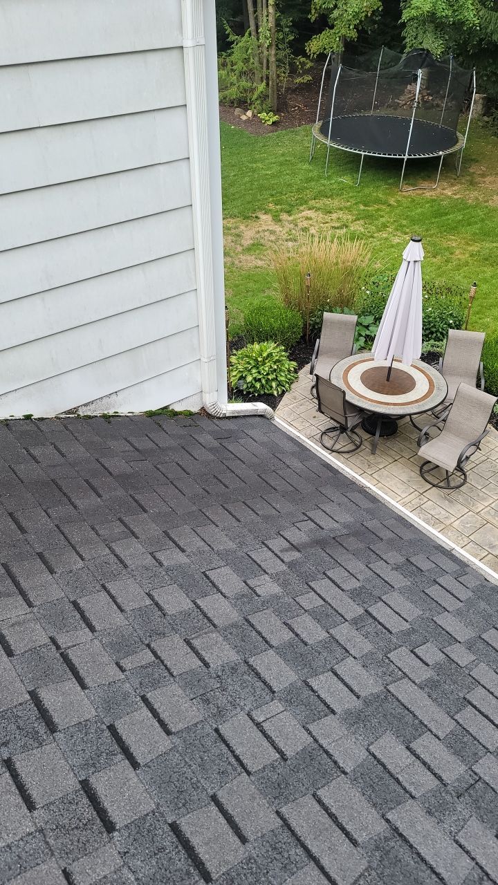 CERTAINTEED LANDMARK COLOR: PEWTER DRIP EDGE: WHITE by Eagle Eye Roofing