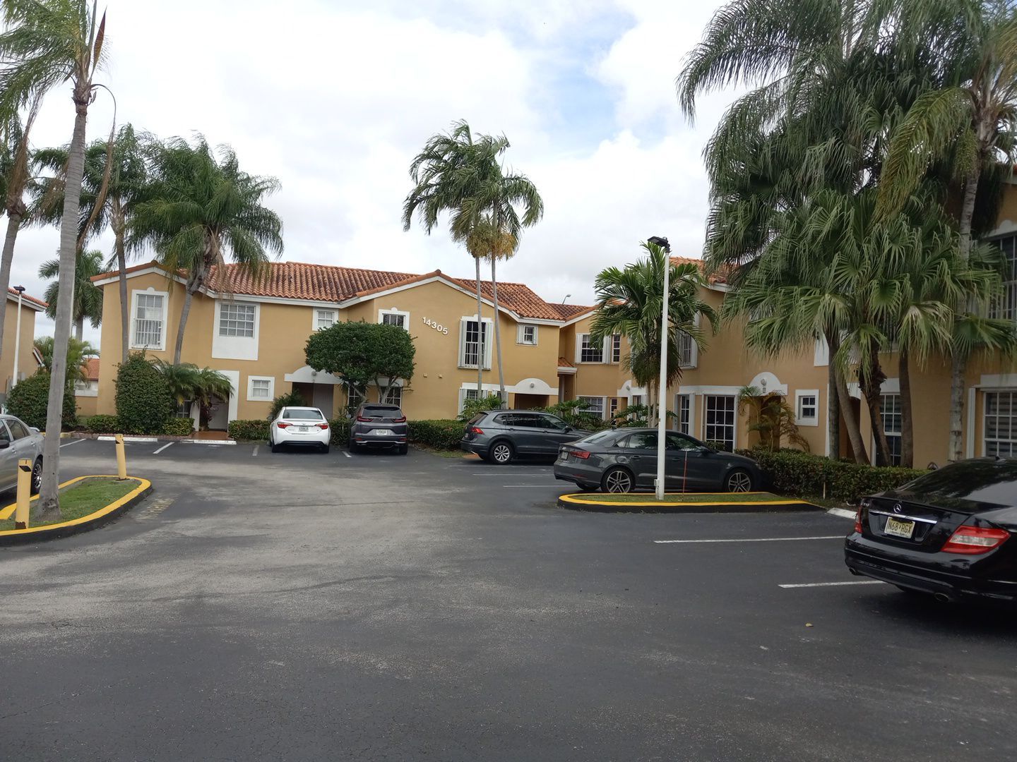 SIENNA VILLAS CONDO - BLDG 14304 by Souffront Construction & Engineering