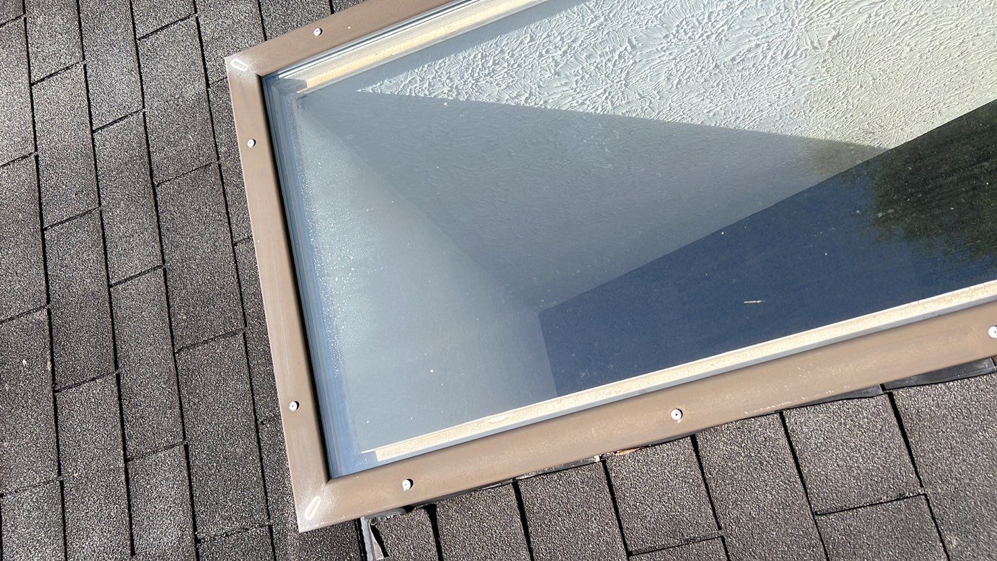 Sterling: CertainTeed Landmark Designer Shingles in Pewter by RM Banning, Inc.