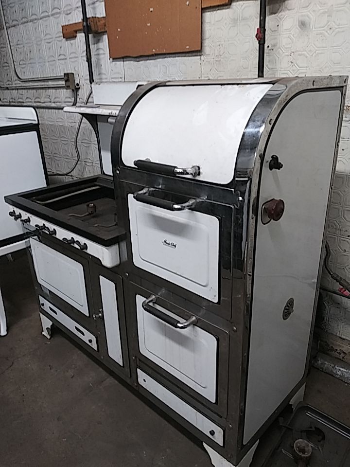 Vintage Magic Chef Stove Restoration by Belgrove Appliance Inc