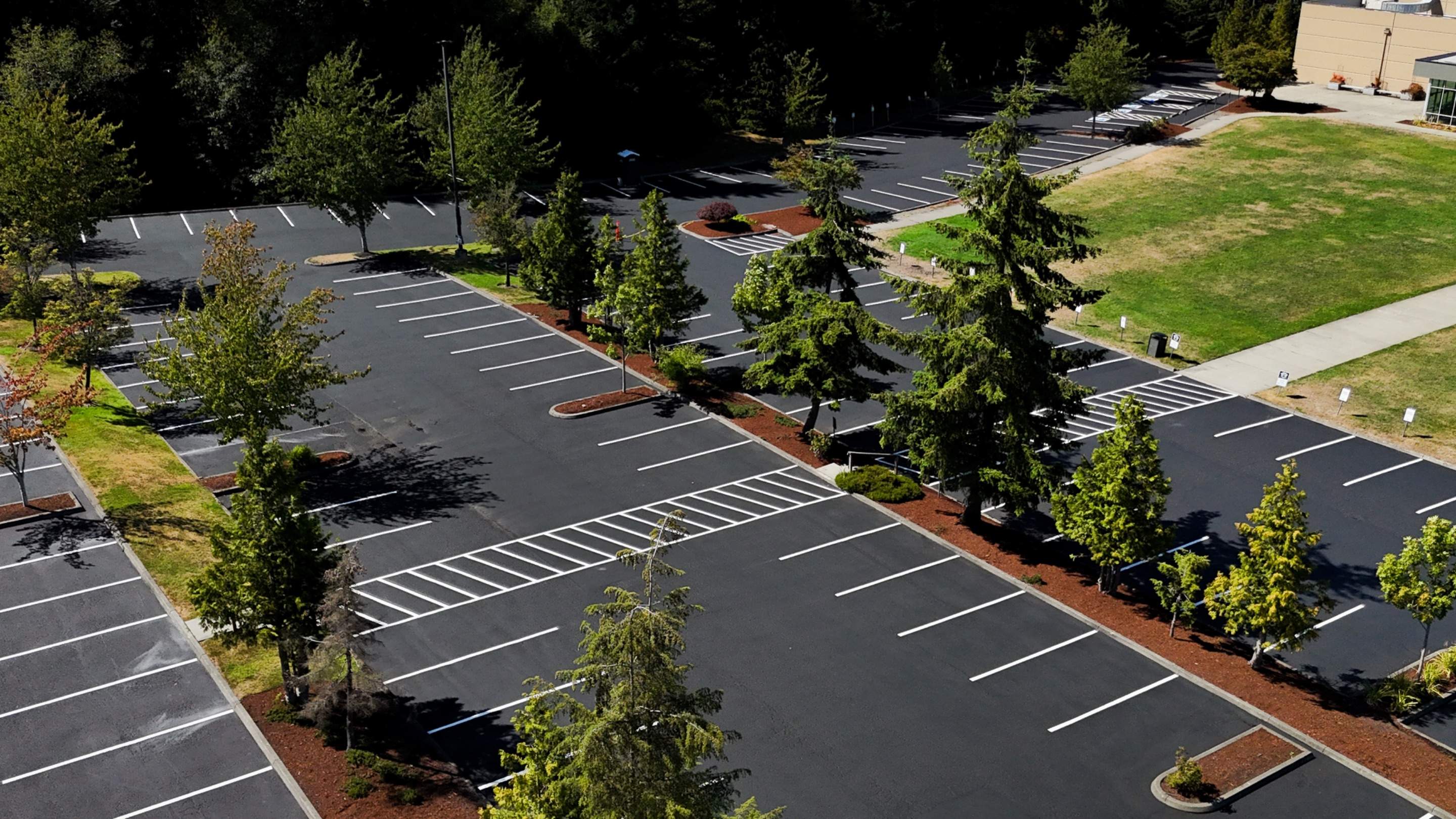 Sealcoating & Asphalt Patch Repairs | Everett  by Jireh Asphalt & Concrete Inc 