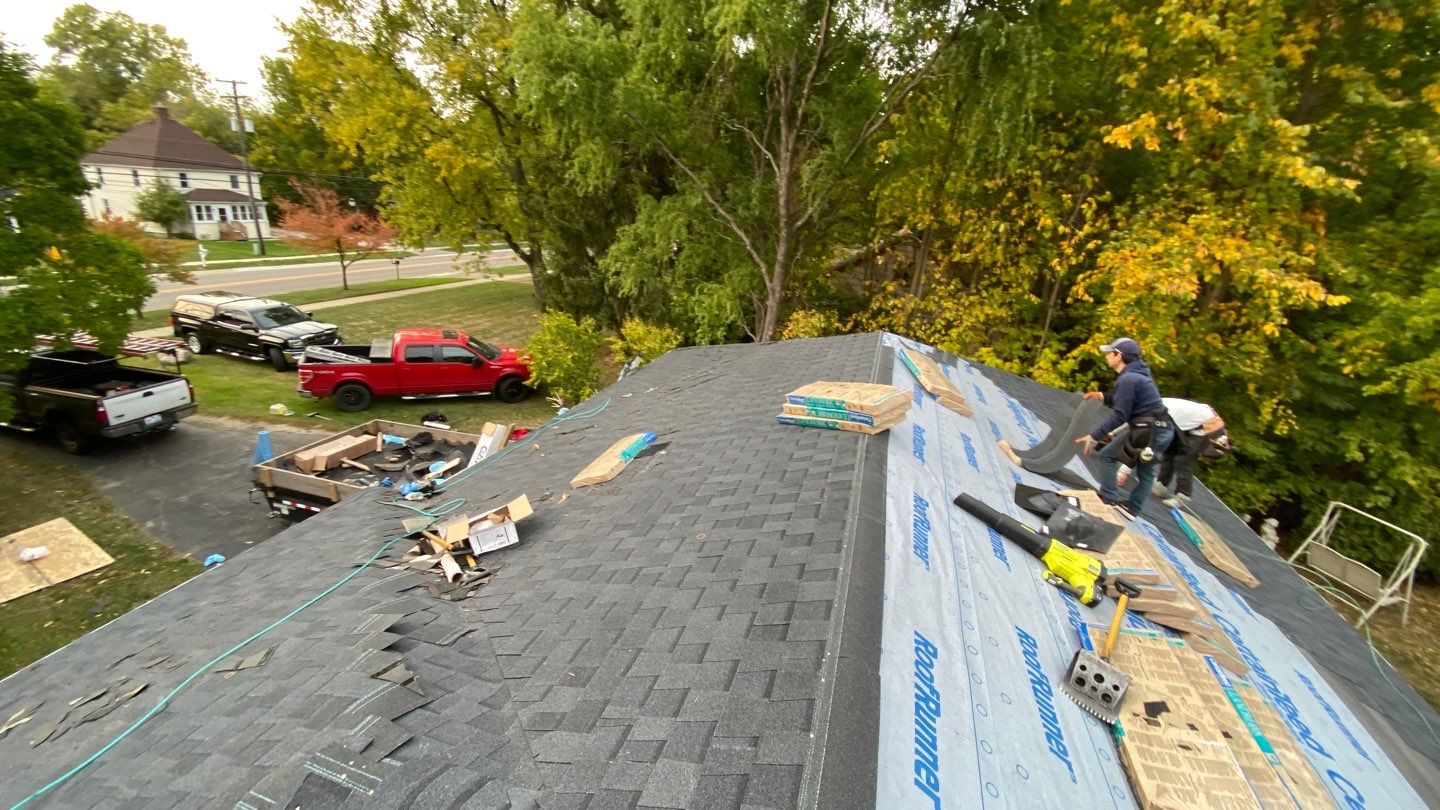Roof Replacement using CertainTeed Landmark by 180 Contractors