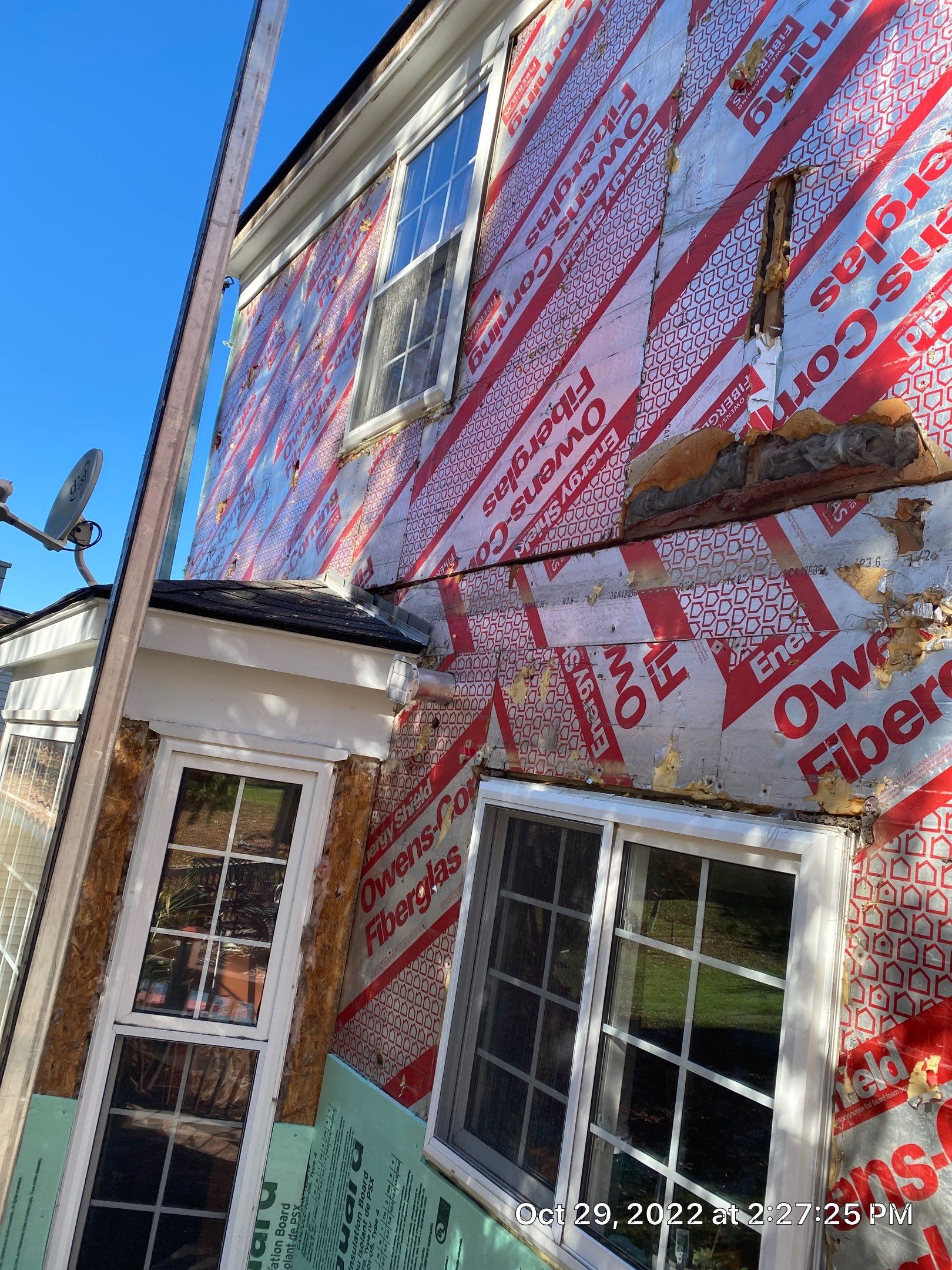 Siding Replacement using Certainteed Restoration Classic D4 Midnight Blue by 180 Contractors