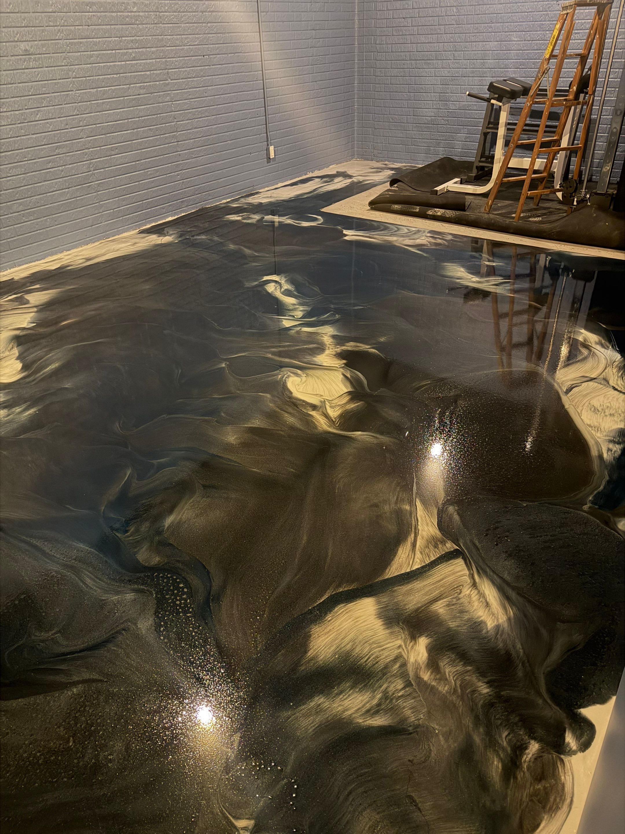 Metallic Workout Floor  by Cutting edge painting 
