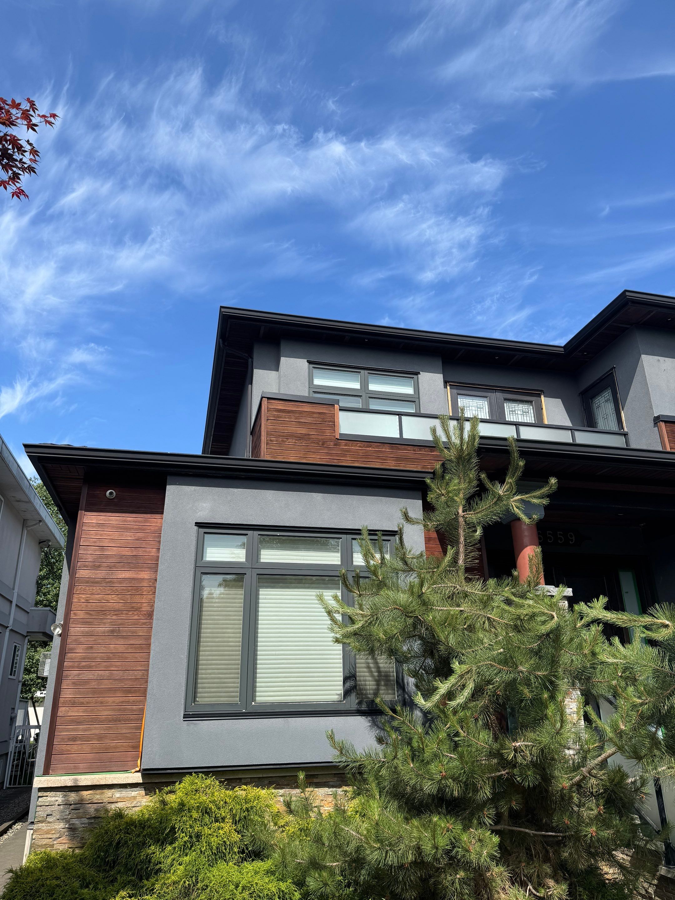 Exterior Painting & Staining in Vancouver by YVR Construction Group