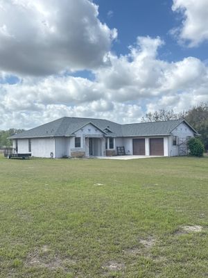 Roofers in Wildwood, Florida 