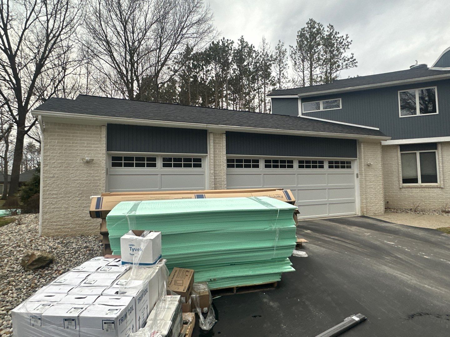 Siding Replacement using Certainteed Monogram D5 Pacific Blue by 180 Contractors