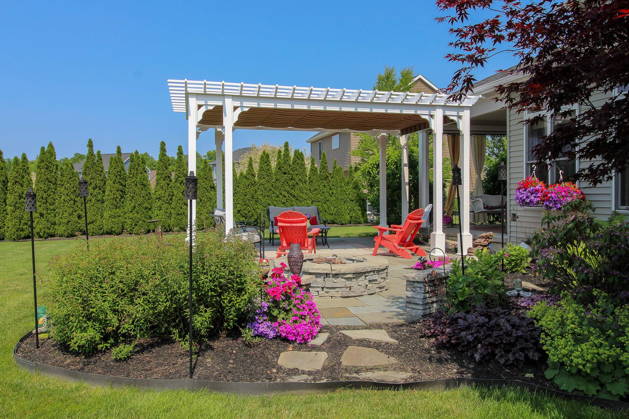 Pergola by Ivy Lea Construction