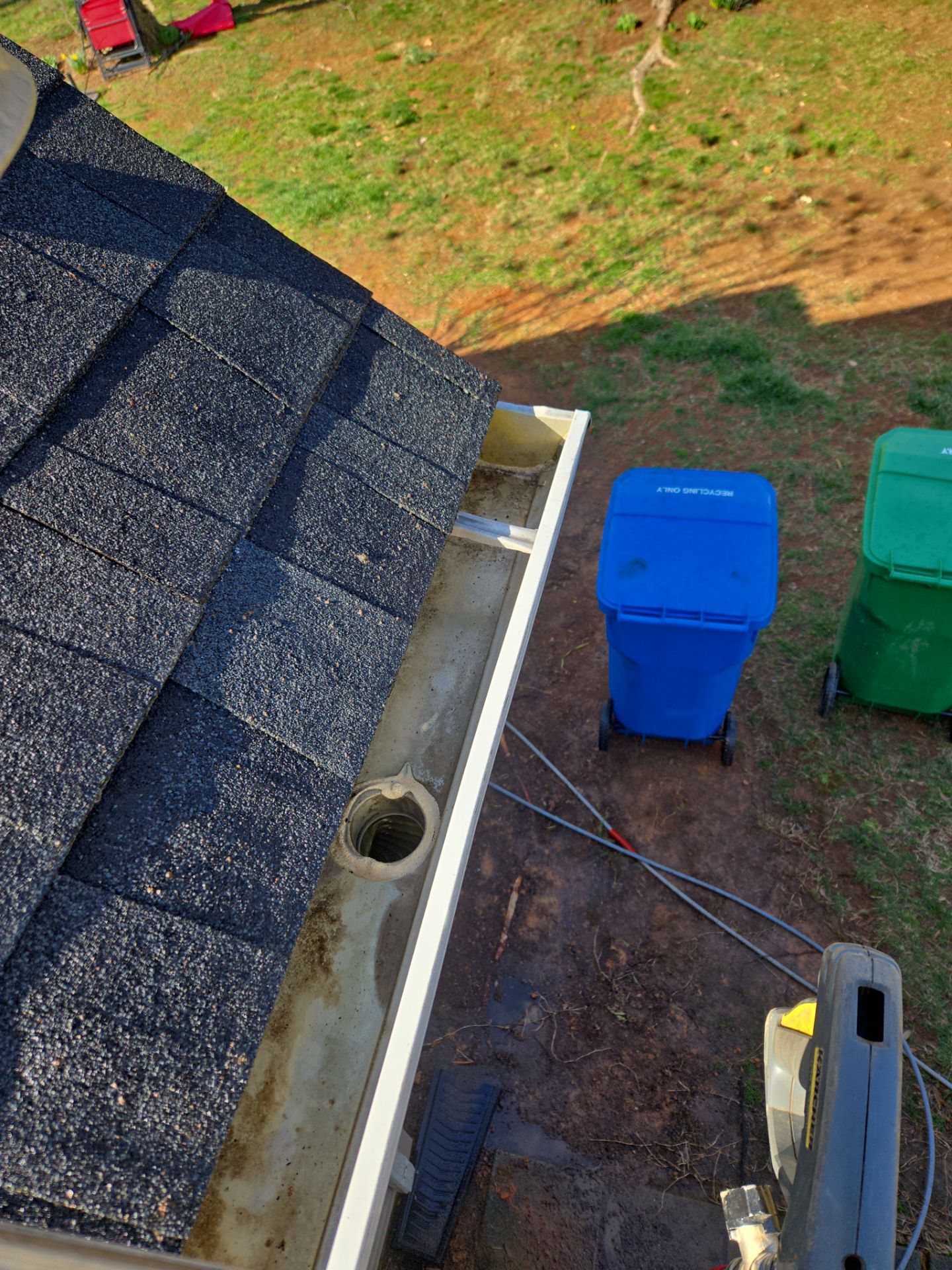 House Wash using cleaner by Power Wash Masters LLC
