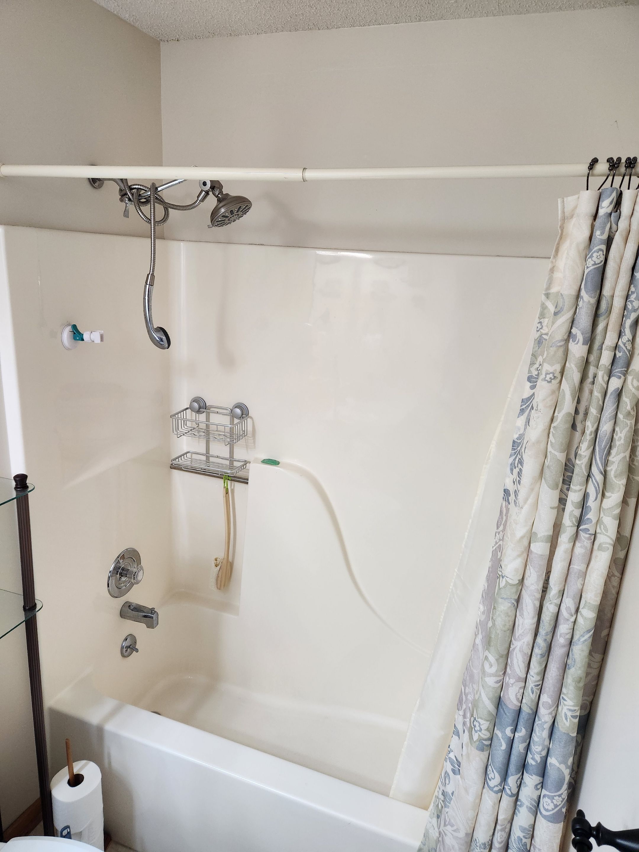 Simple and effective tub-to-shower by The Shower Company
