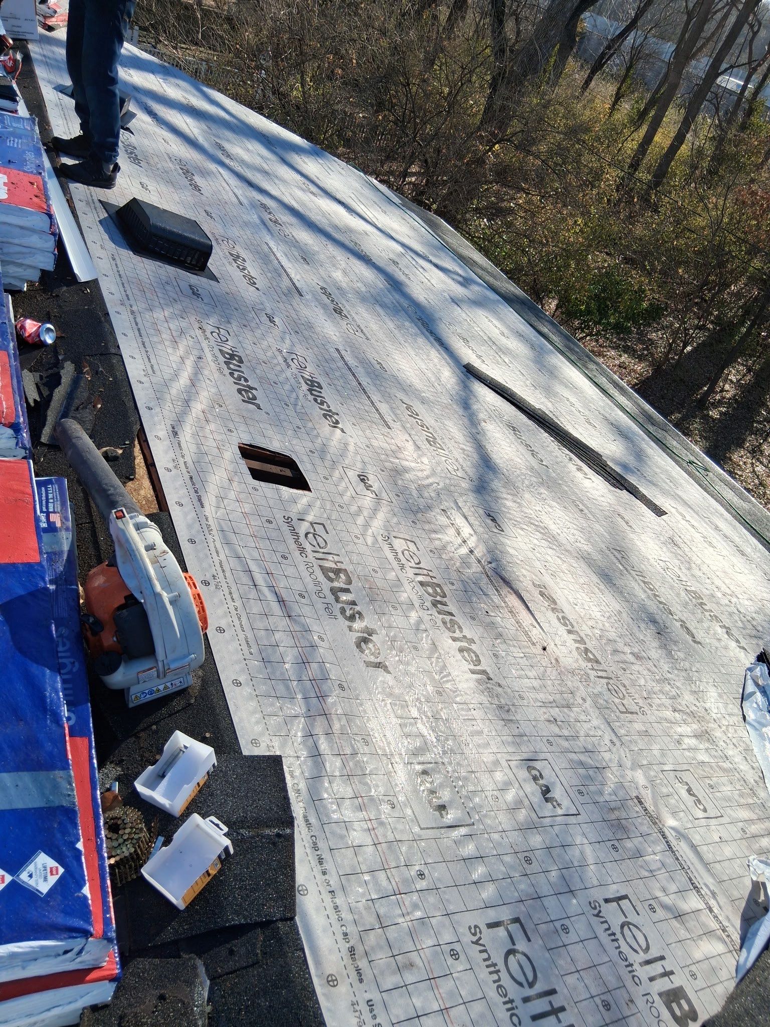 GAF Timberline HDZ Asphalt Shingle Roof Replacement in St. Louis by Acute Roofing And Exteriors 