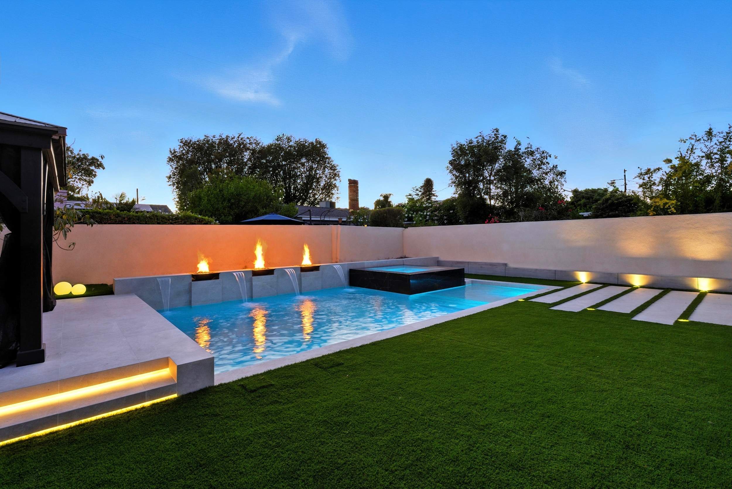 Paso Robles Pool & Spa, & Backyard by Lax Home Inc 