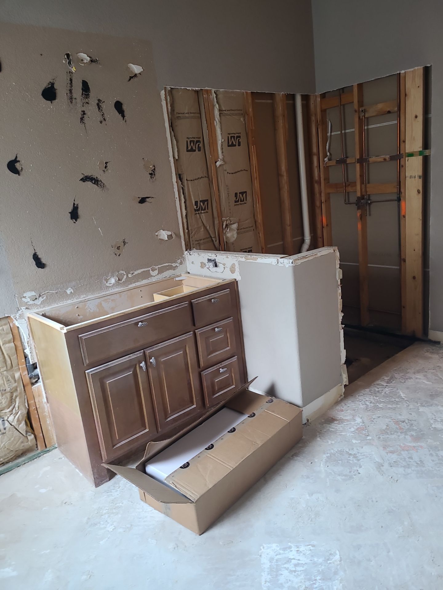 Bathroom Remodel and Closet in Cinco Ranch, TX by SophAlx LLC