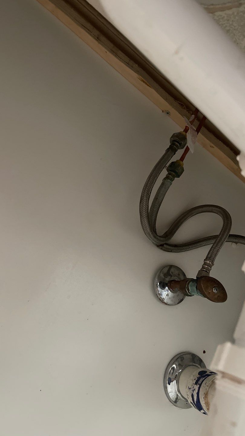 Expert Kitchen Faucet Installation by HandyMangum by HandyMangum