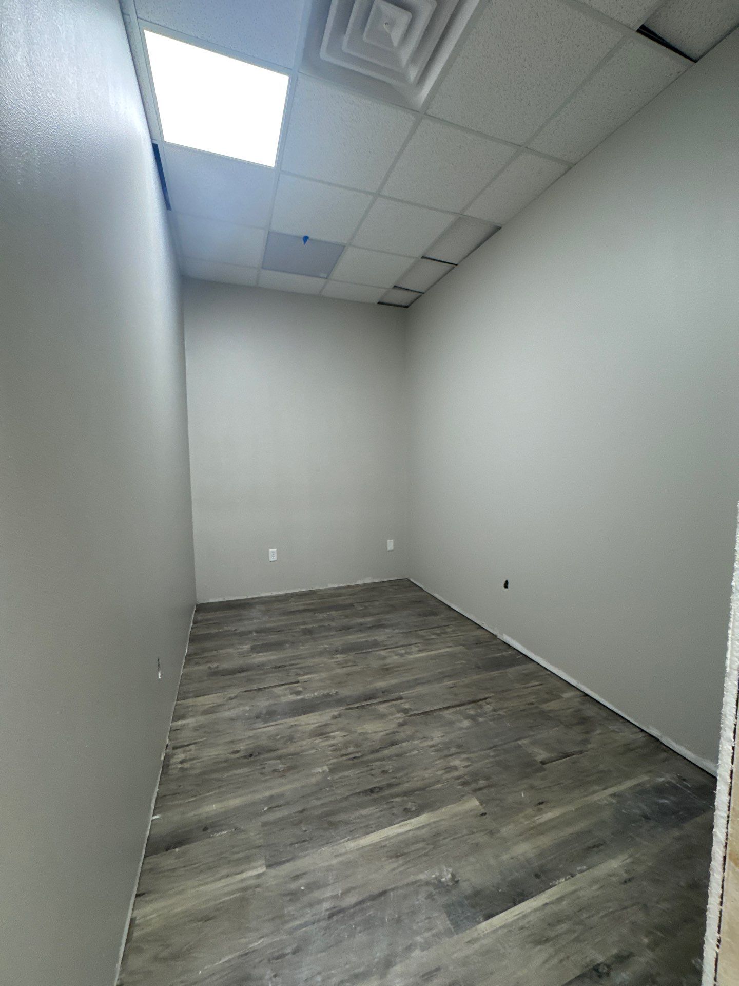 Classic Holdings – Elwell | Ankeny Commercial Interior Repaint in SW Agreeable Gray by Midwest Paint LLC