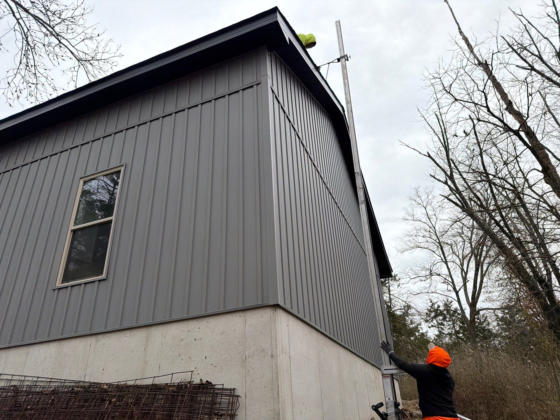 Comprehensive Exterior Renovation and Roof Replacement in Defiance by Acute Roofing And Exteriors