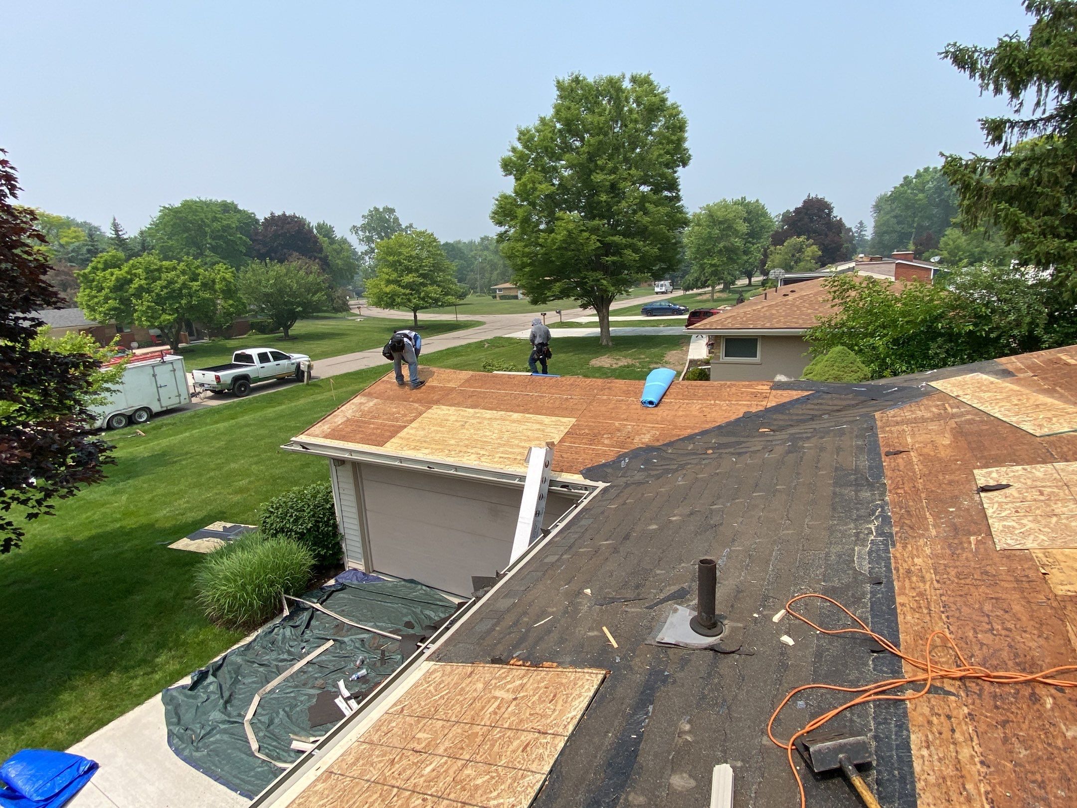 Roof Replacement using CertainTeed Landmark Weathered Wood by 180 Contractors