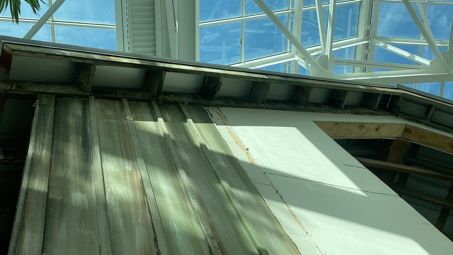 Gaylord Palms Old Hickory Restaurant by Fiddlers Roofing