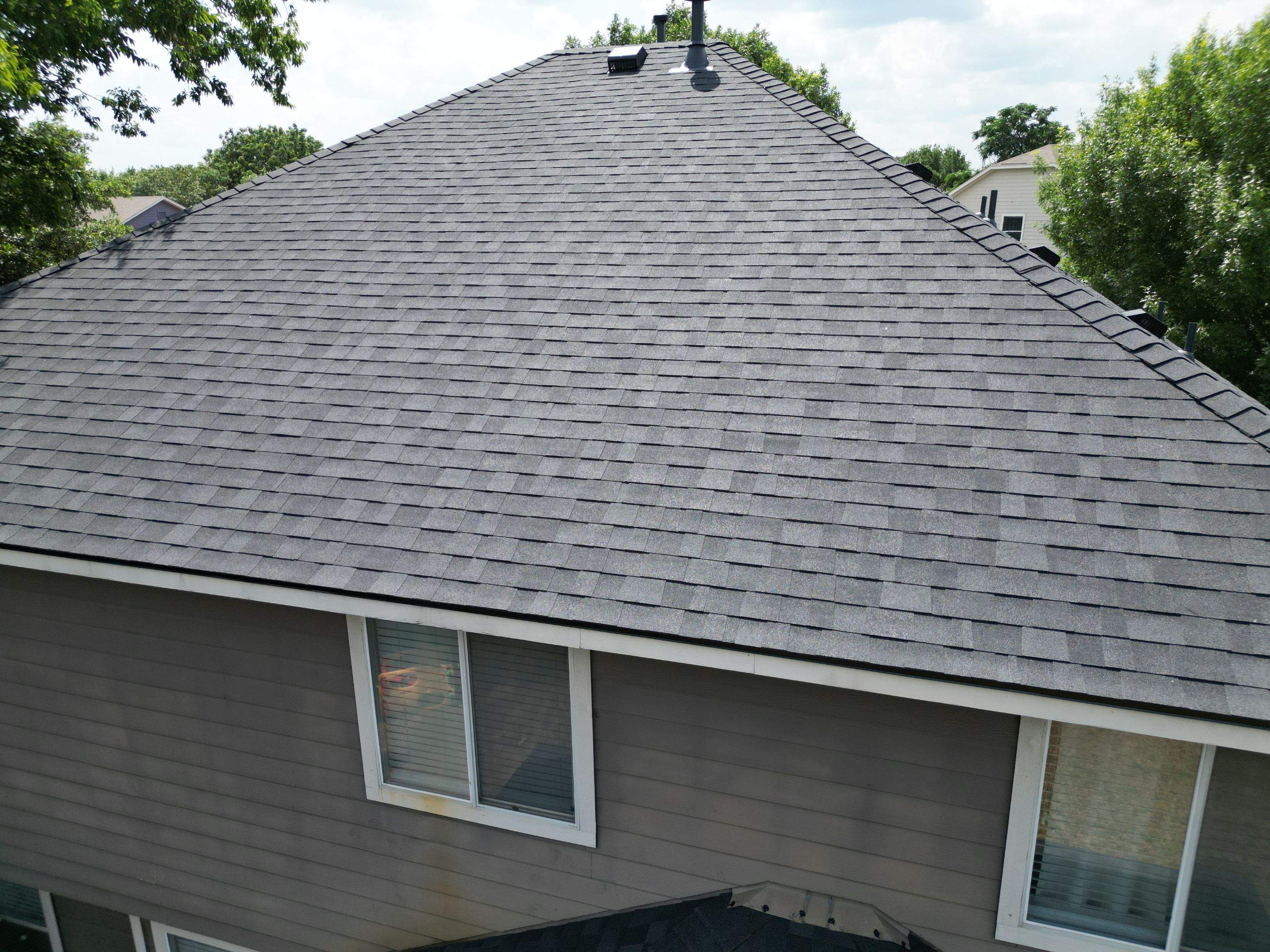 Onyx Black - Owens Corning TruDefinition Duration by RoofsOnly.com