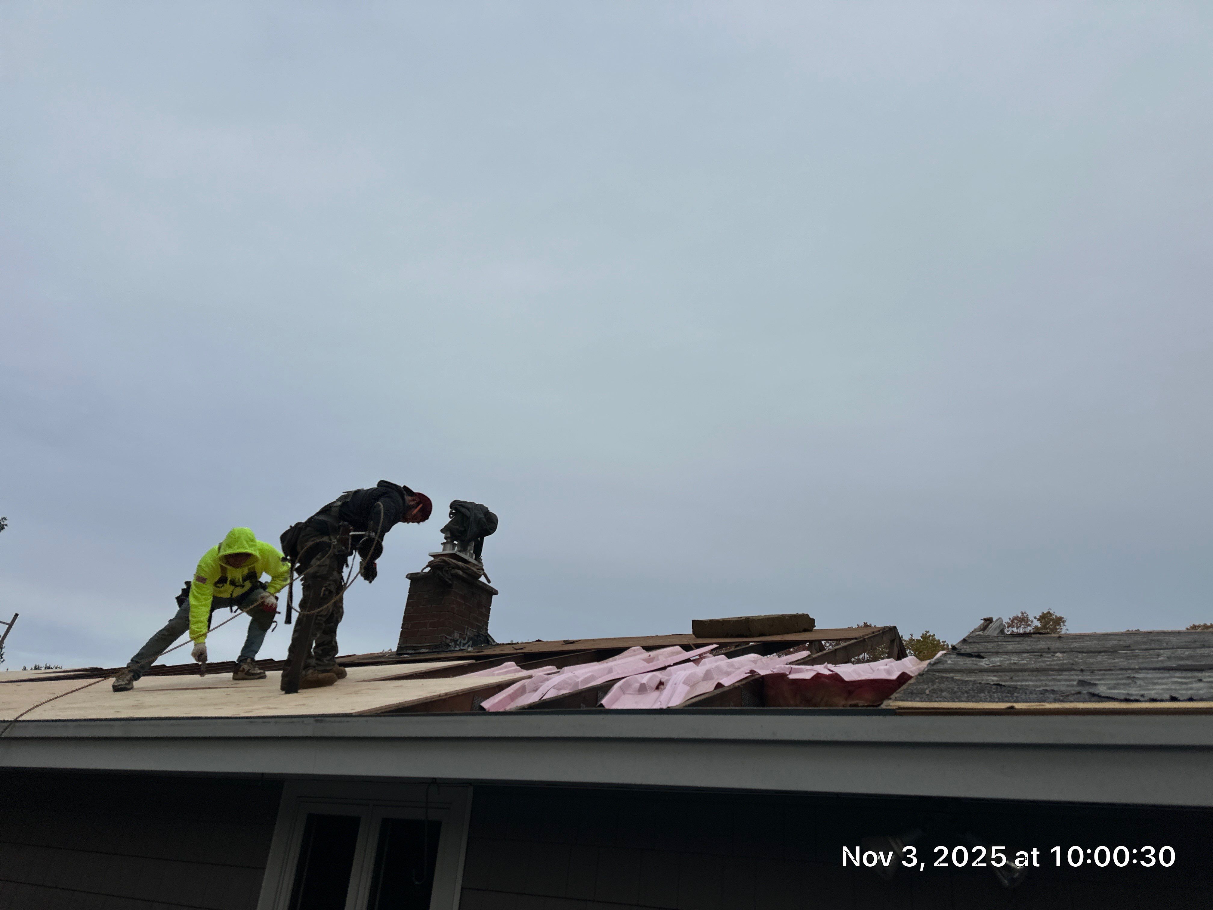 Chelmsford Complete Roof Replacement in Onyx Black with Balanced Ventilation by Mighty Dog Roofing of Greater Middlesex County