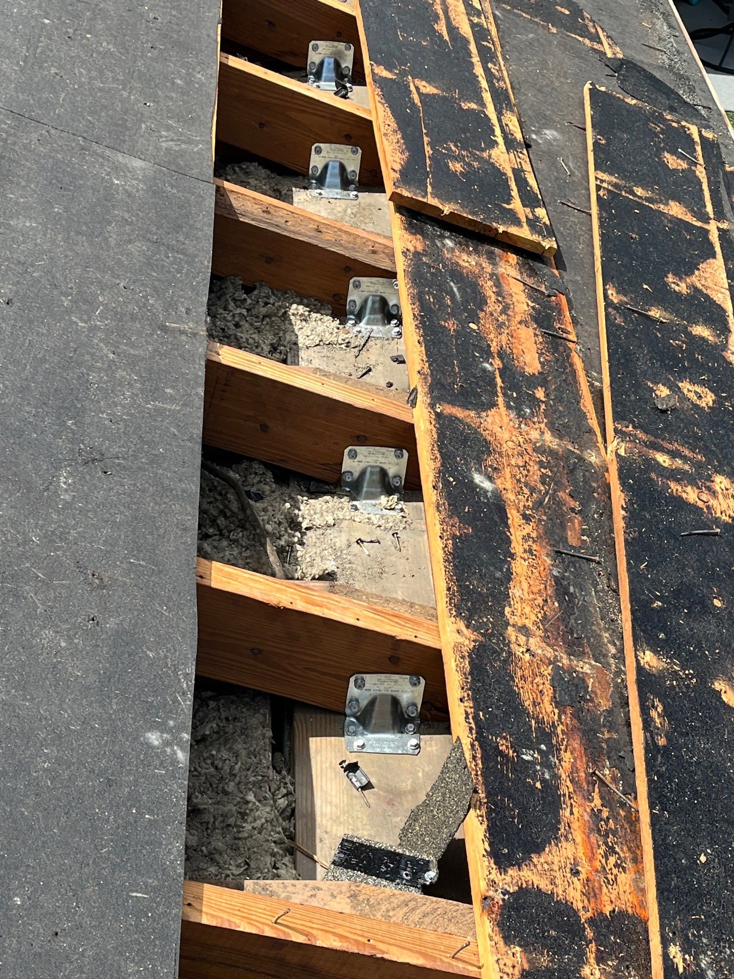 Project in St. Petersburg 33710 by Mitchell Roofing Company LLC 