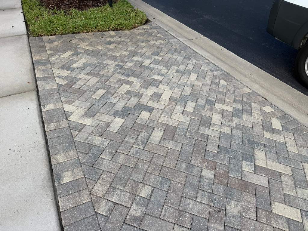Paver Sealing and Restoration for Valencia Lakes Driveway by Supreme Paver Experts