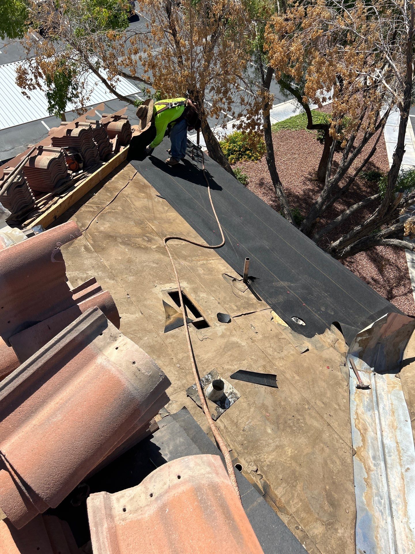 L15364-Latigo Condos by The Original Roofing Company