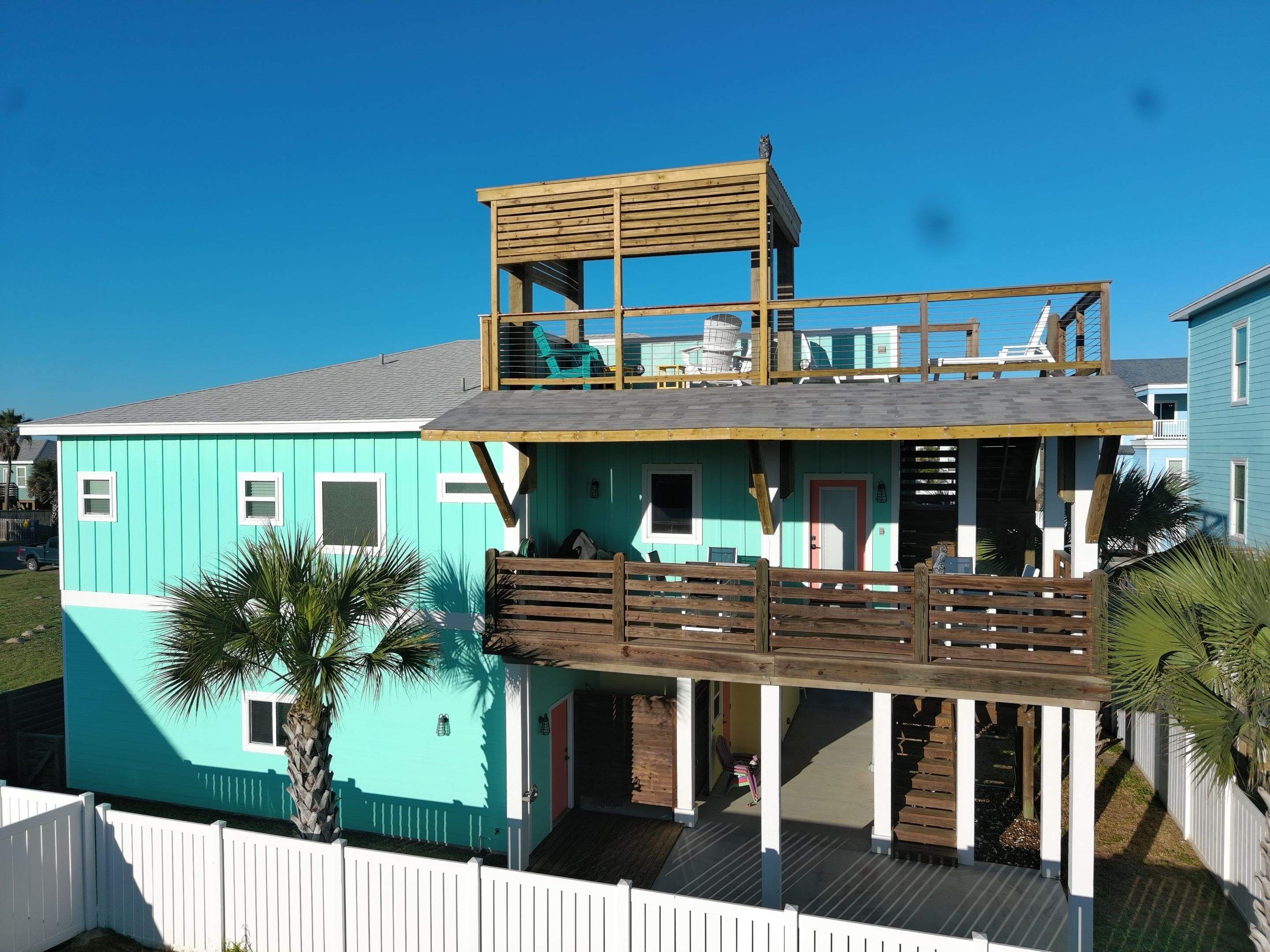 Roof Top Clubhouse on the Beach by Bayfront Roofing and Construction