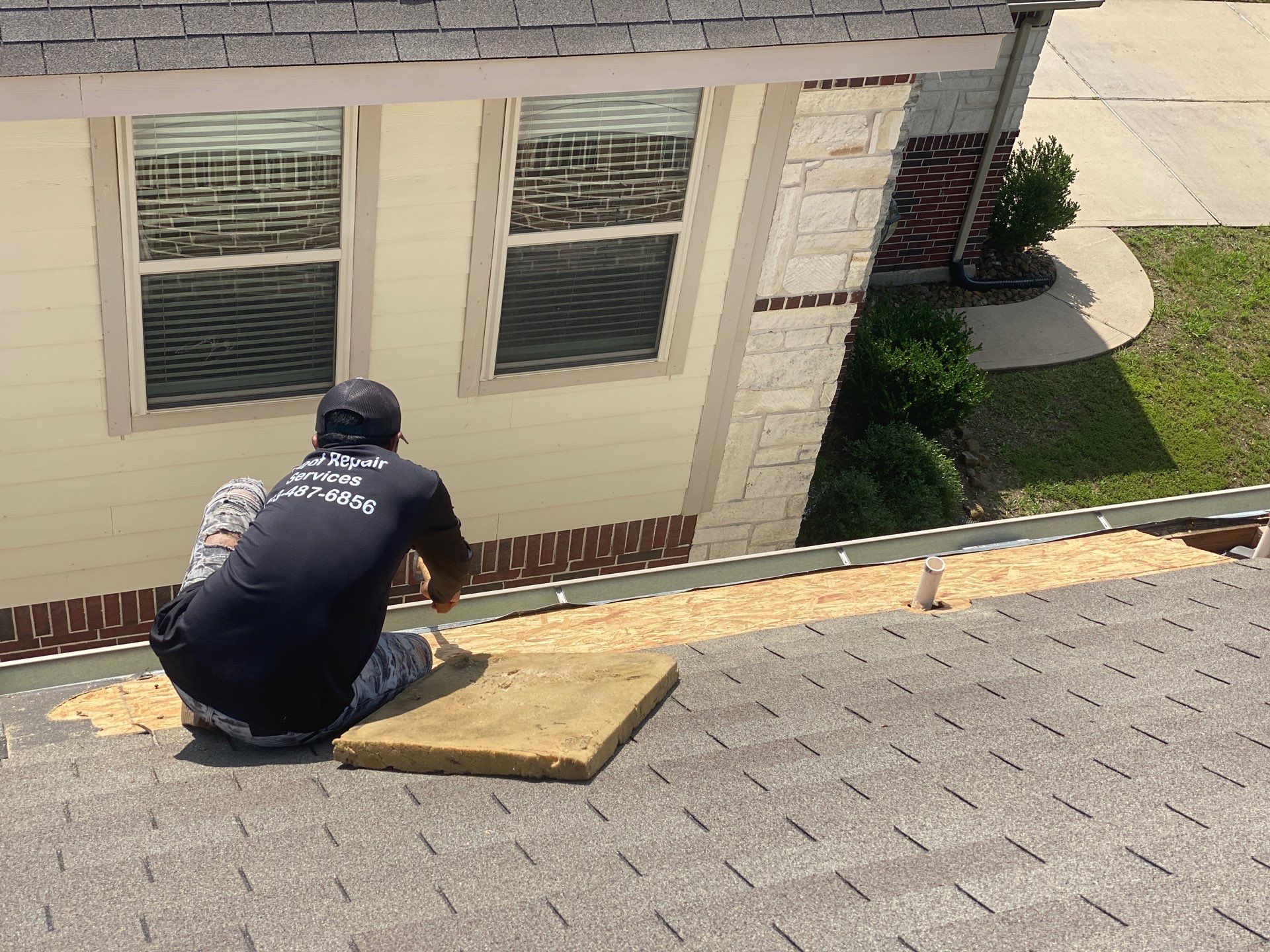 Hail Damage using Owen's Corning Duration (Lifetime) Shingles by Roof Repair Company