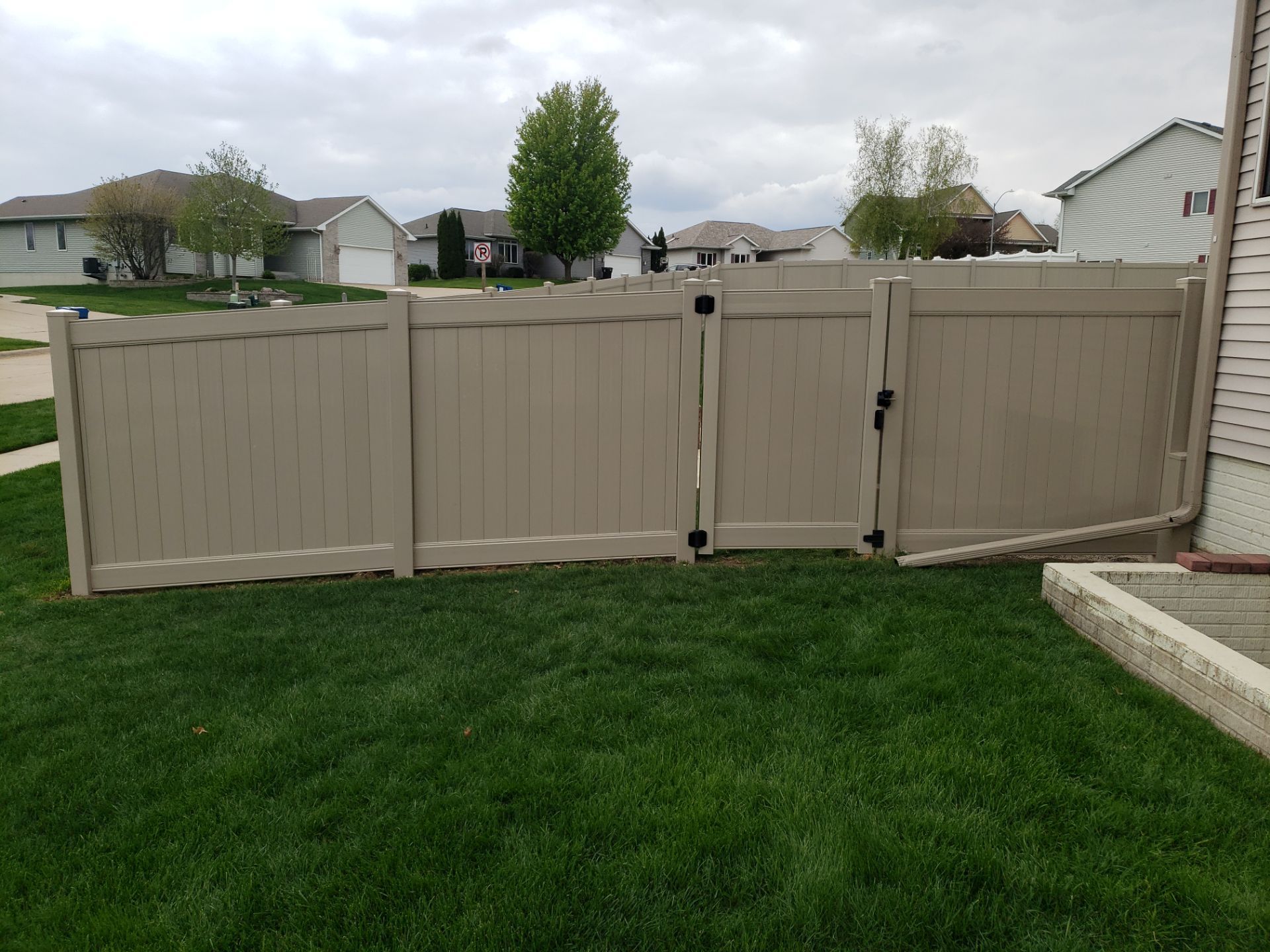 Project in Cedar Falls by Perfect Picket Fence and Stain