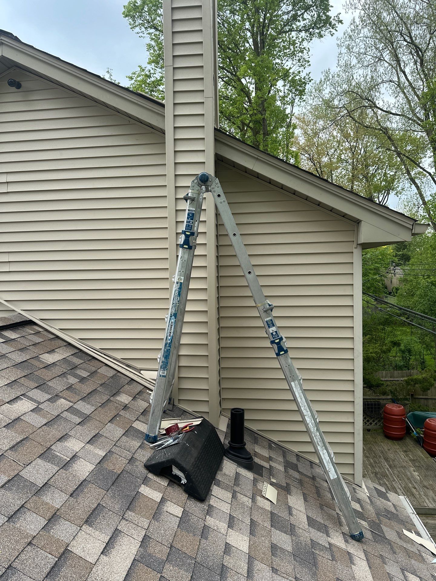Roof Replacement using Owens Corning Sand Dune by 180 Contractors