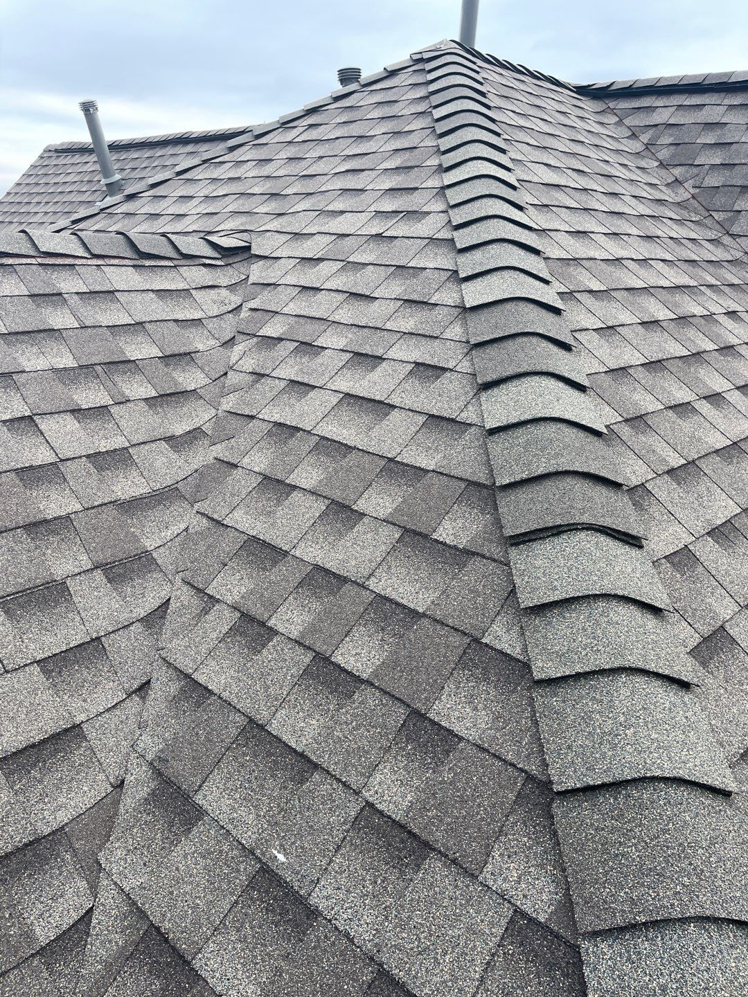 GAF HDZ - Weathered Wood  by Elite Roofing LLC