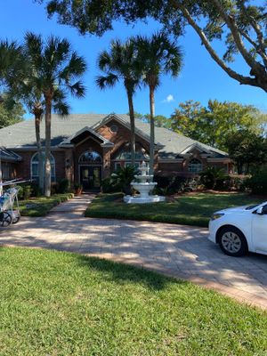 Deerwood Resident | Mulch Freshen Up